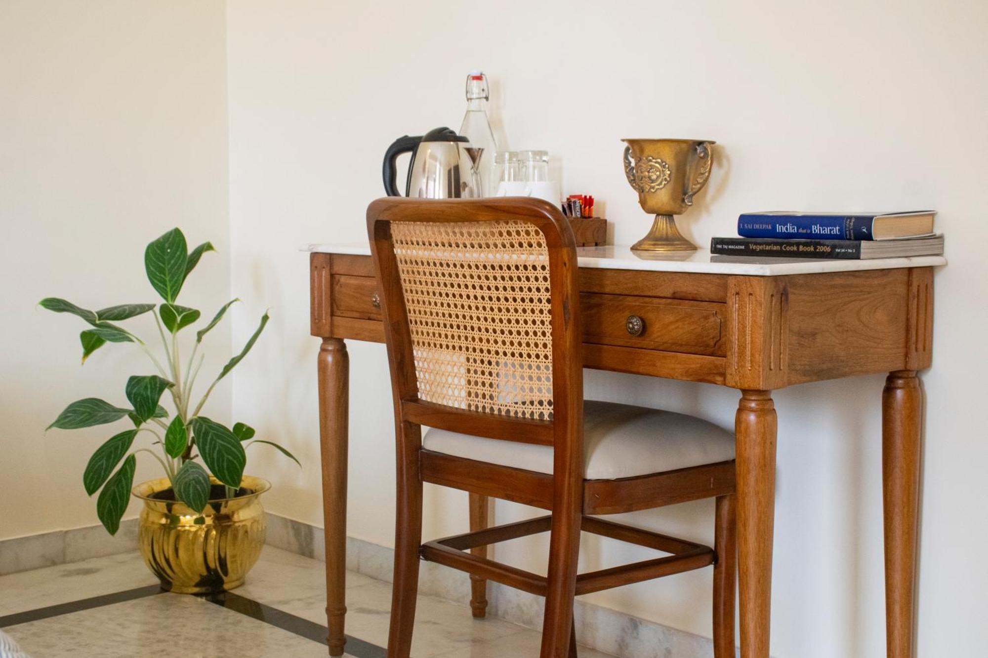 Pushpak Boutique Homestay อุเดเปอร์ ภายนอก รูปภาพ