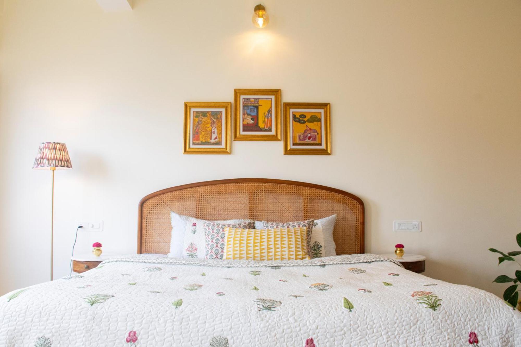 Pushpak Boutique Homestay อุเดเปอร์ ภายนอก รูปภาพ