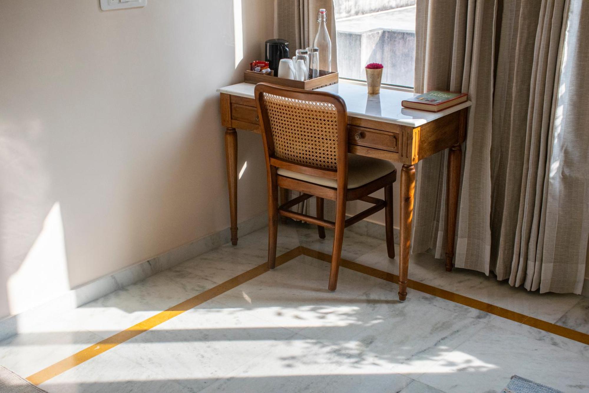 Pushpak Boutique Homestay อุเดเปอร์ ภายนอก รูปภาพ