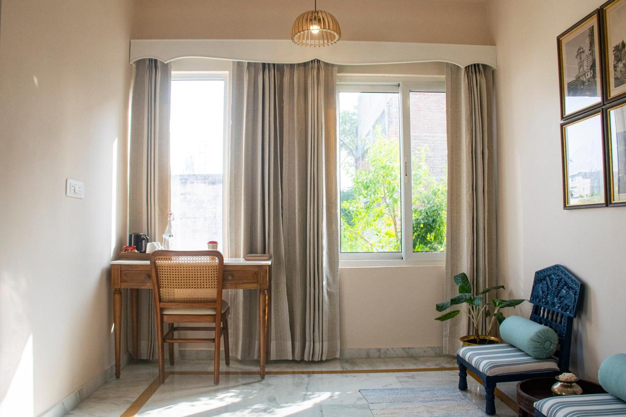 Pushpak Boutique Homestay อุเดเปอร์ ภายนอก รูปภาพ